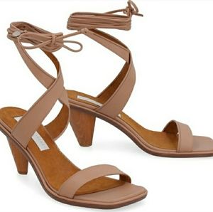 Stella McCartney Rhea Sandal in Tan